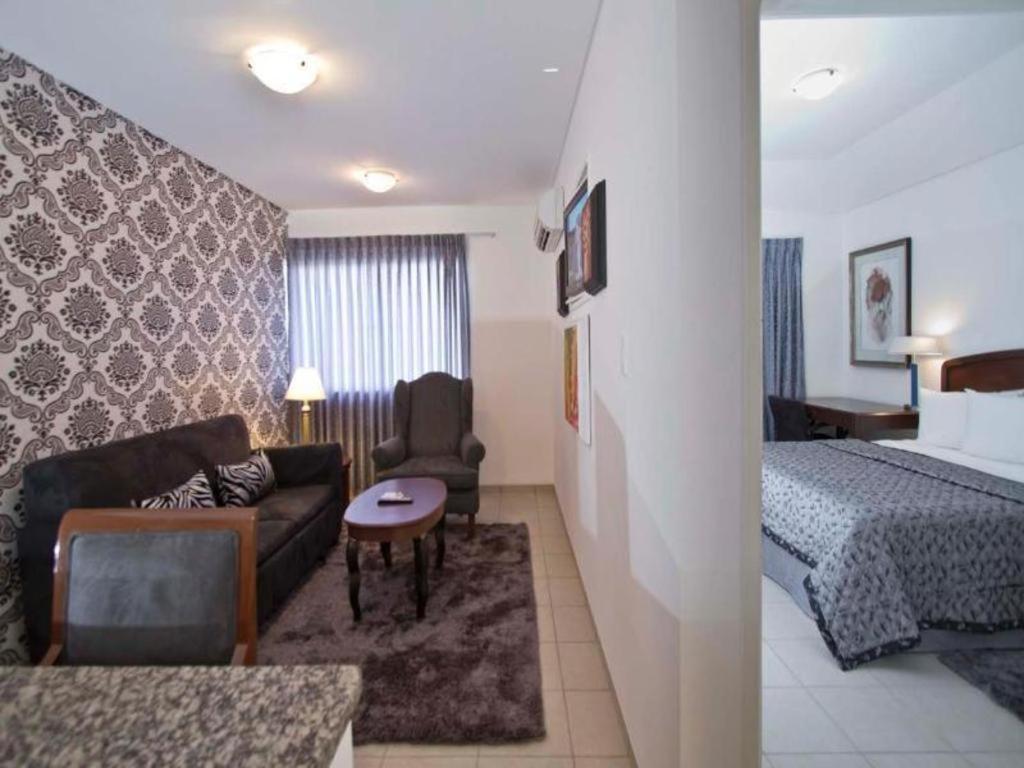 Terranova Suites Santa Cruz de La Sierra Εξωτερικό φωτογραφία